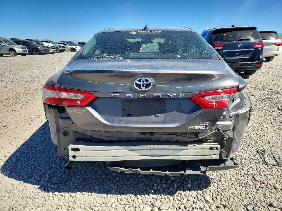 2020 TOYOTA CAMRY LE  