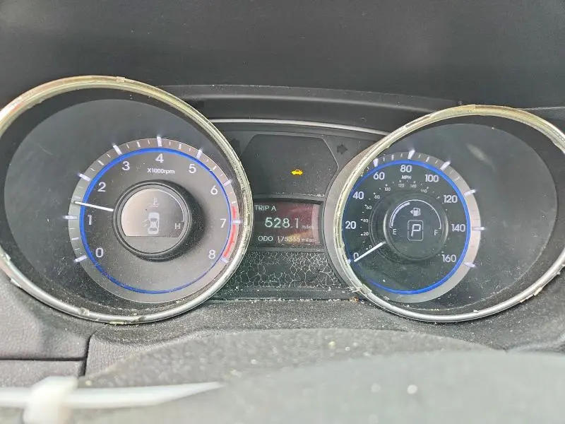 2013 HYUNDAI SONATA SE  