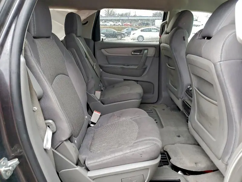 2016 CHEVROLET TRAVERSE LT  