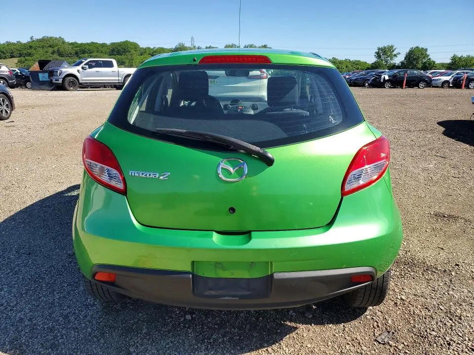 2013 MAZDA MAZDA2   