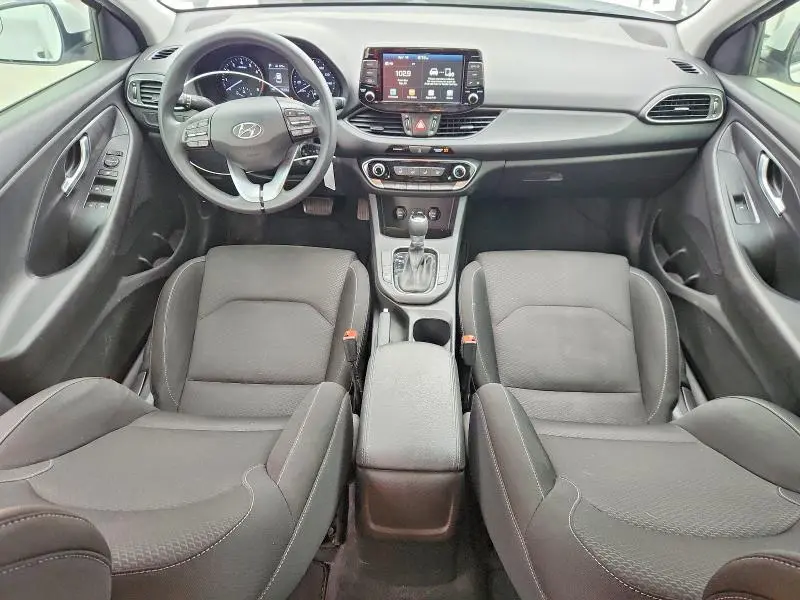 2018 HYUNDAI ELANTRA GT BASE  