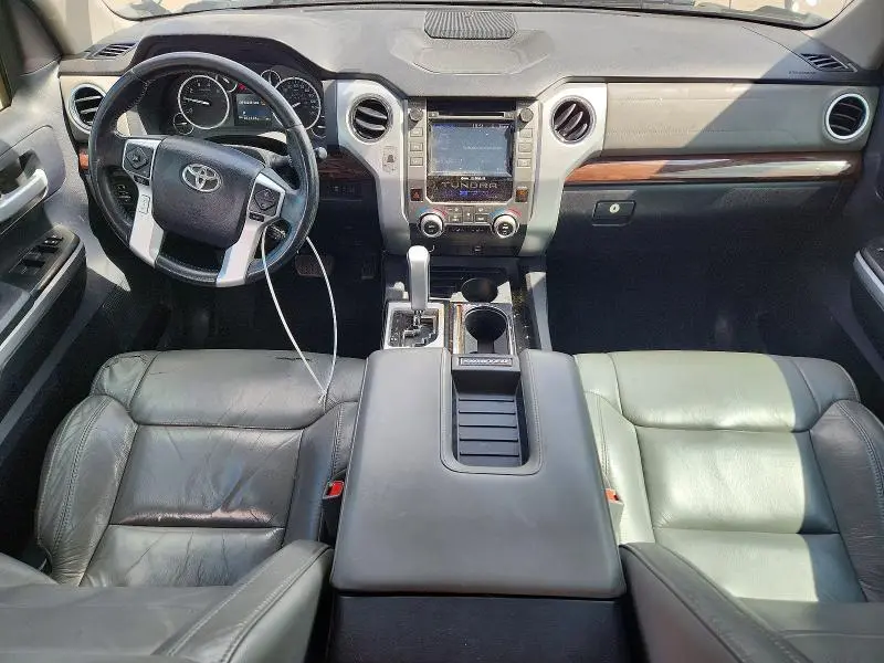2015 TOYOTA TUNDRA CREWMAX LIMITED  