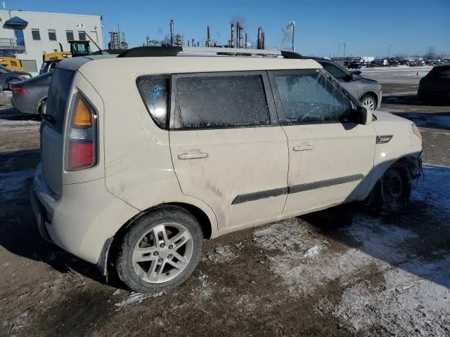 2011 KIA SOUL +  