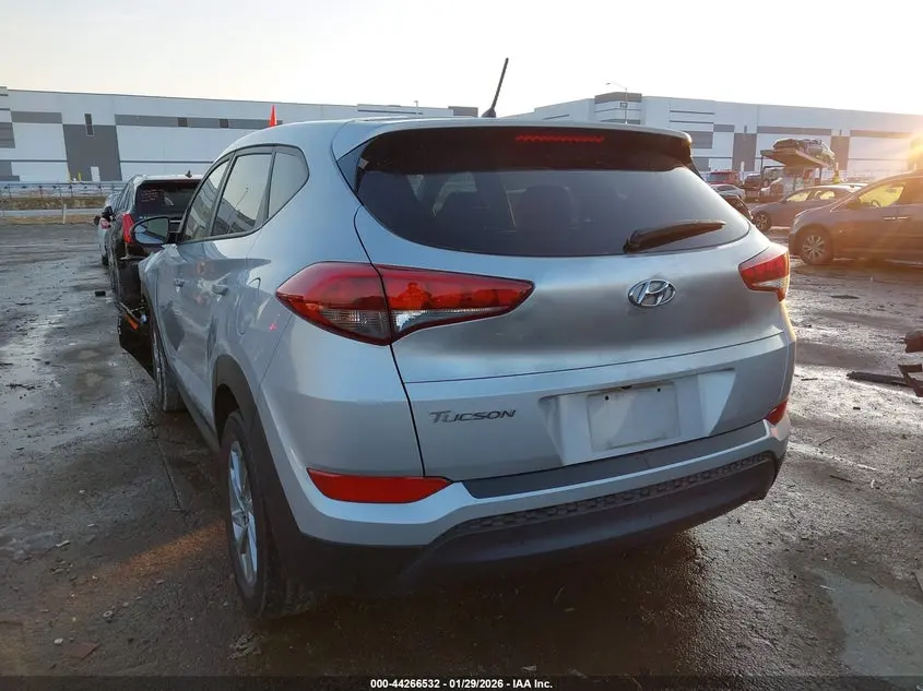 2018 HYUNDAI TUCSON SE