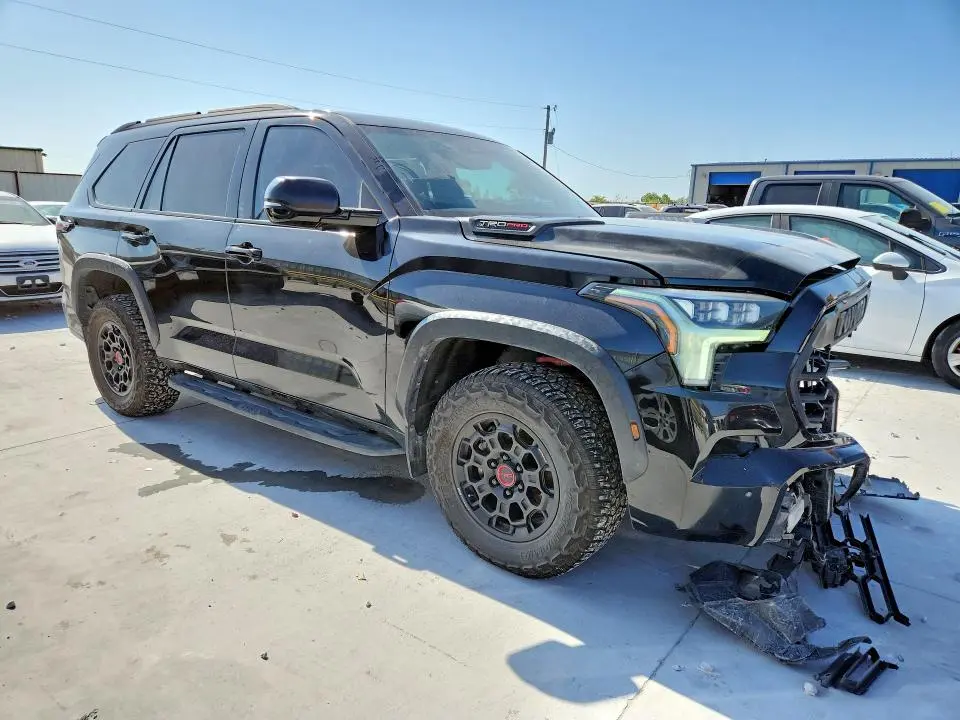 2024 TOYOTA SEQUOIA TRD PRO  