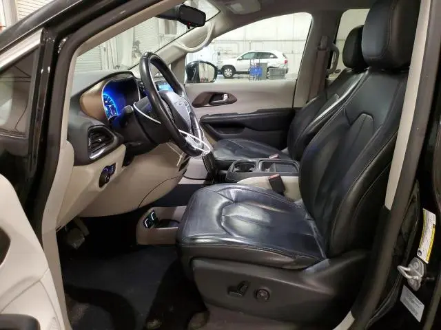 2017 CHRYSLER PACIFICA TOURING L  