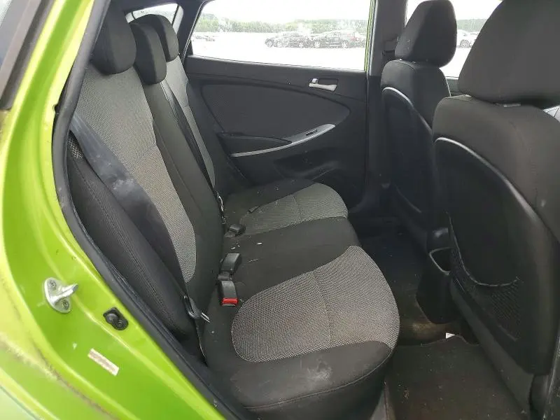 2013 HYUNDAI ACCENT GS  