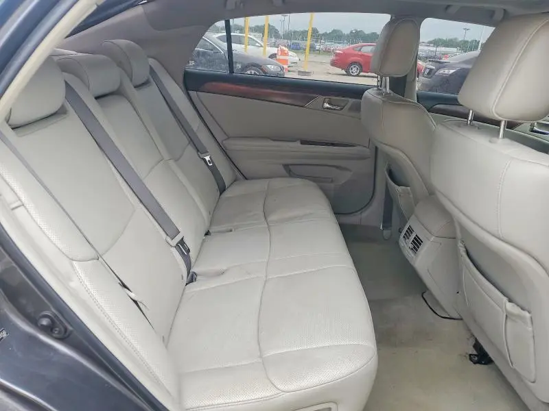 2011 TOYOTA AVALON LIMITED  