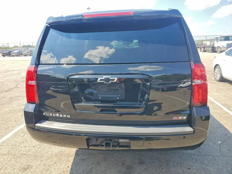 2017 CHEVROLET SUBURBAN K1500 LT  
