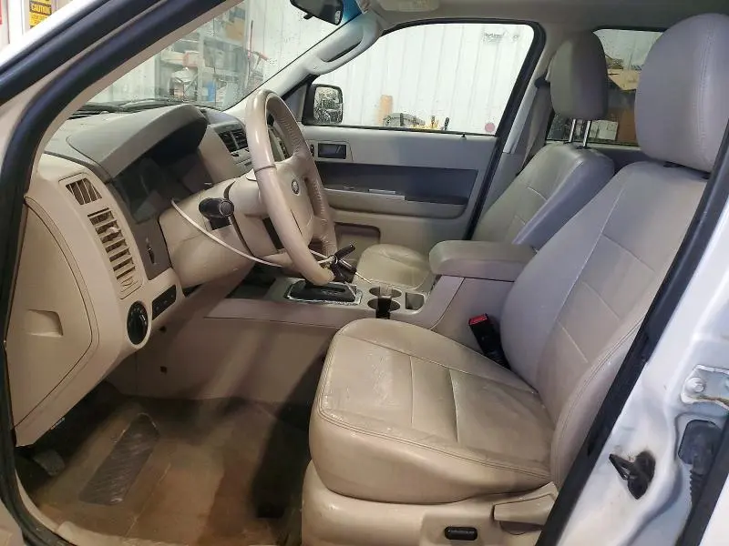 2010 FORD ESCAPE XLT  