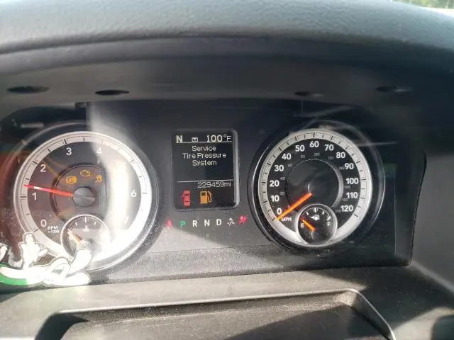 2015 RAM 1500 ST  