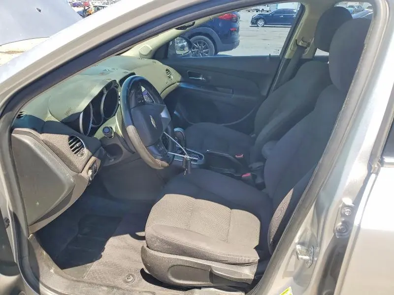 2012 CHEVROLET CRUZE LT  