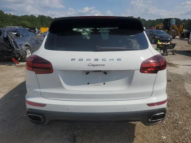2017 PORSCHE CAYENNE   
