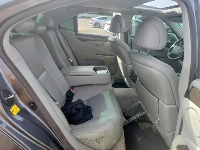 2012 LEXUS LS 460  