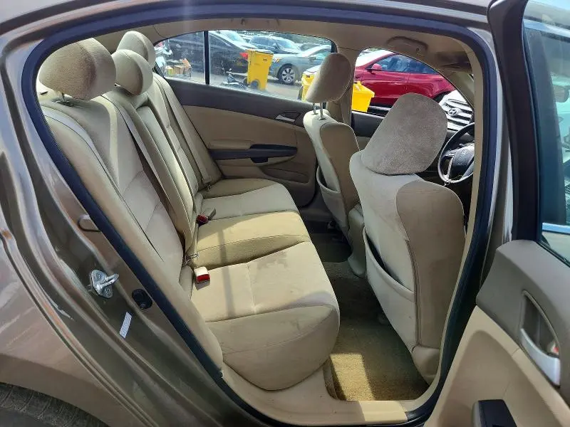 2010 HONDA ACCORD LXP  