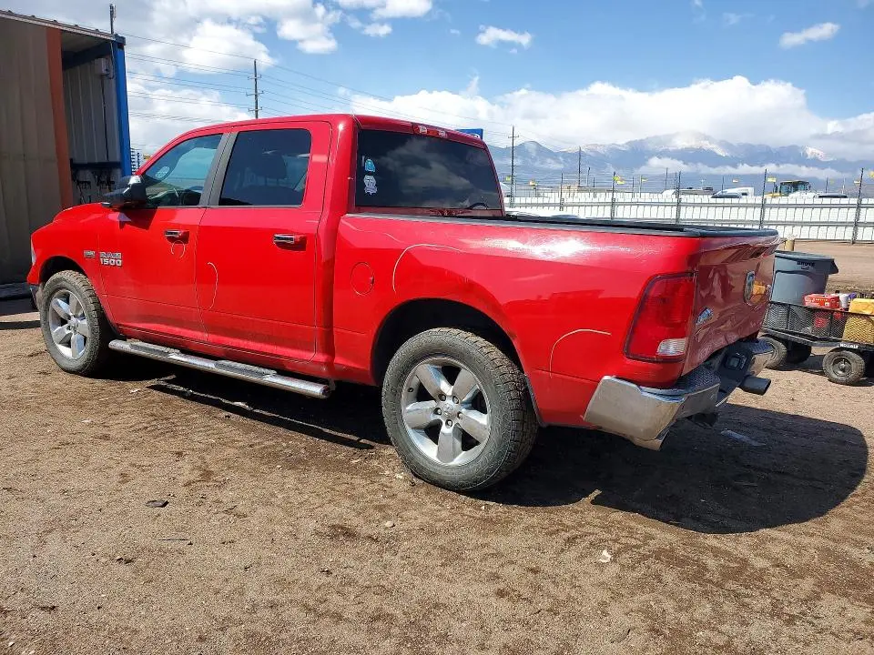 2016 RAM 1500 SLT  
