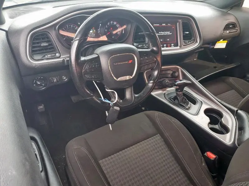 2021 DODGE CHALLENGER SXT  