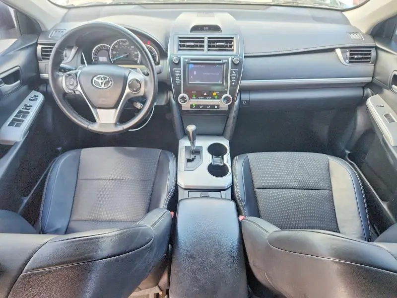 2012 TOYOTA CAMRY SE  