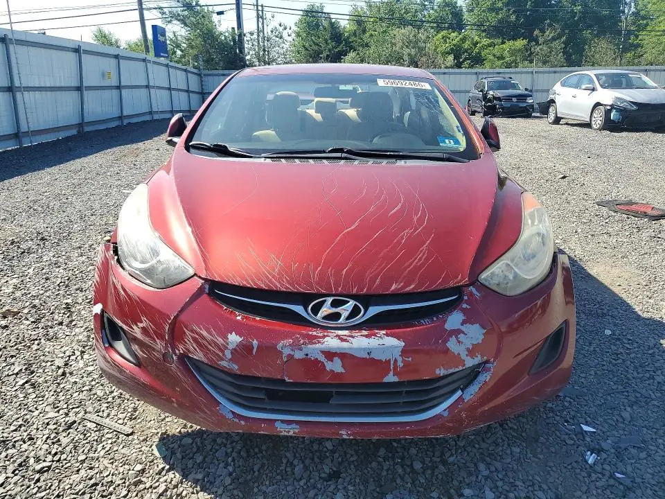 2013 HYUNDAI ELANTRA   