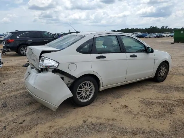 2011 FORD FOCUS SE  