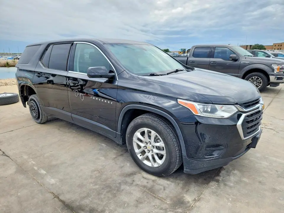 2019 CHEVROLET TRAVERSE LS  