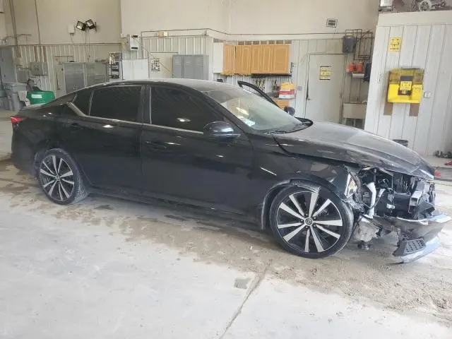 2021 NISSAN ALTIMA SR  