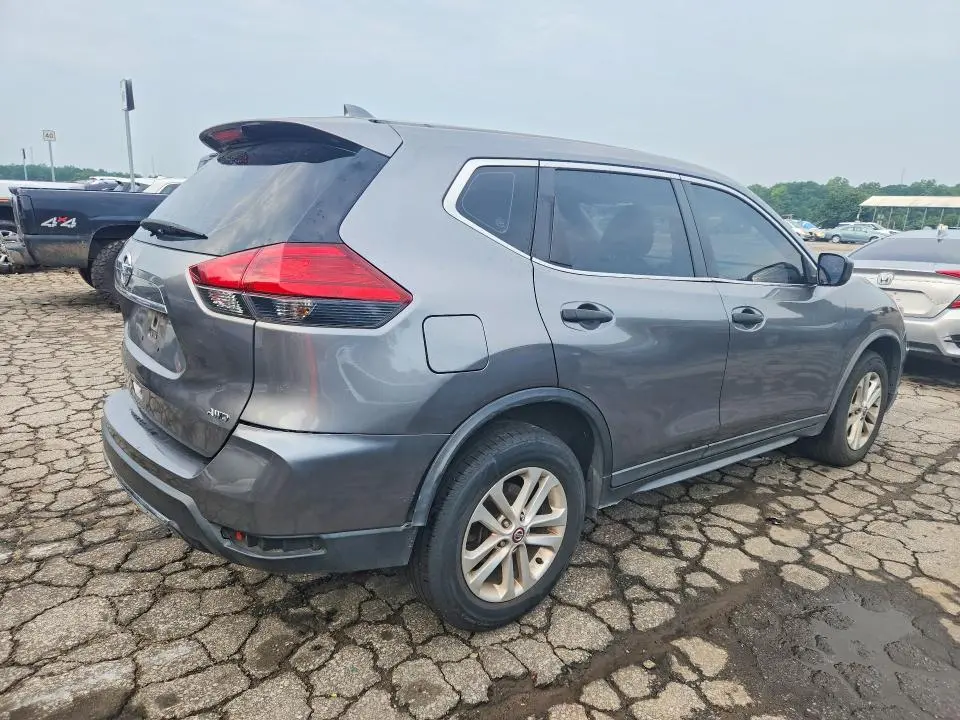 2017 NISSAN ROGUE S  