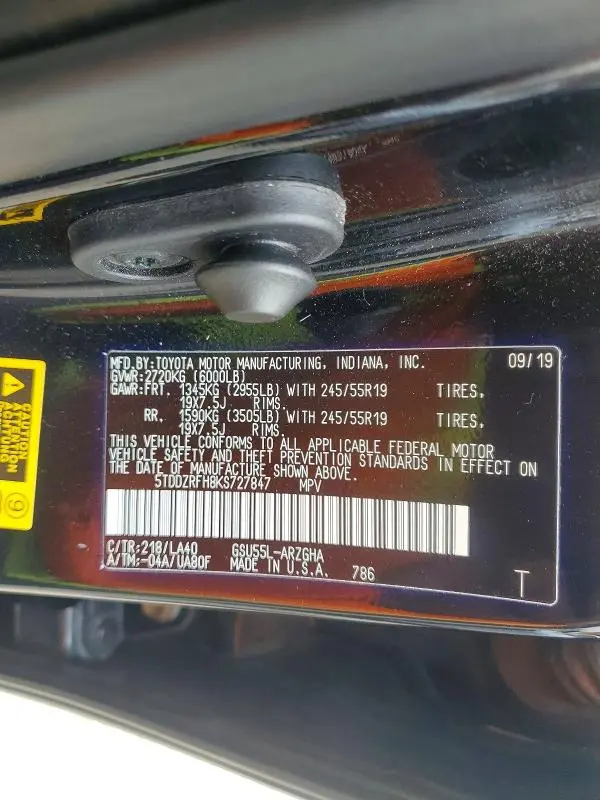 2019 TOYOTA HIGHLANDER LIMITED PLATINUM  