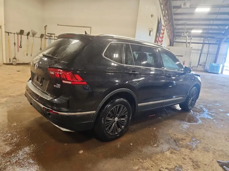 2018 VOLKSWAGEN TIGUAN SE  