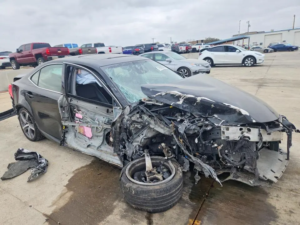 2018 LEXUS IS 300 BASE  