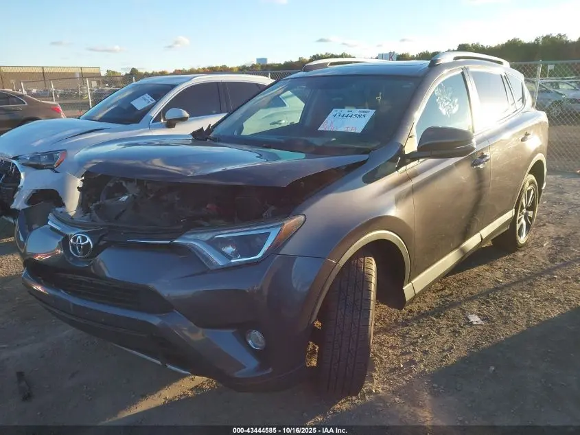 2016 TOYOTA RAV4 XLE