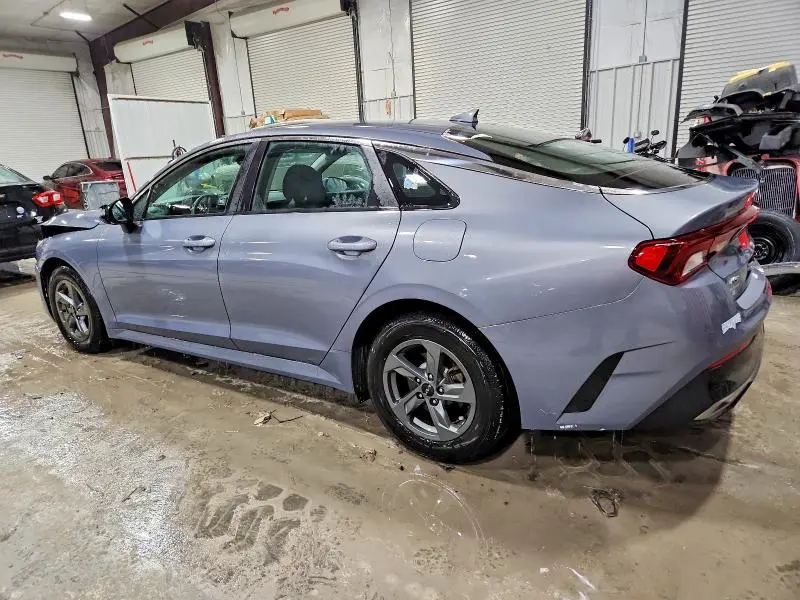 2022 KIA K5 LX  
