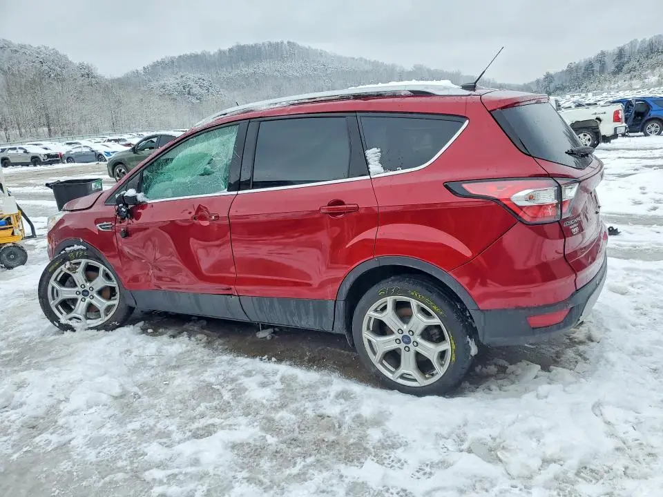 2017 FORD ESCAPE TITANIUM  