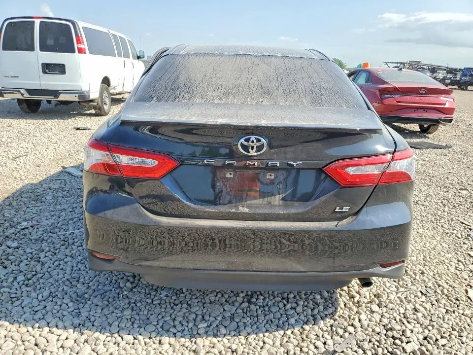 2018 TOYOTA CAMRY LE  