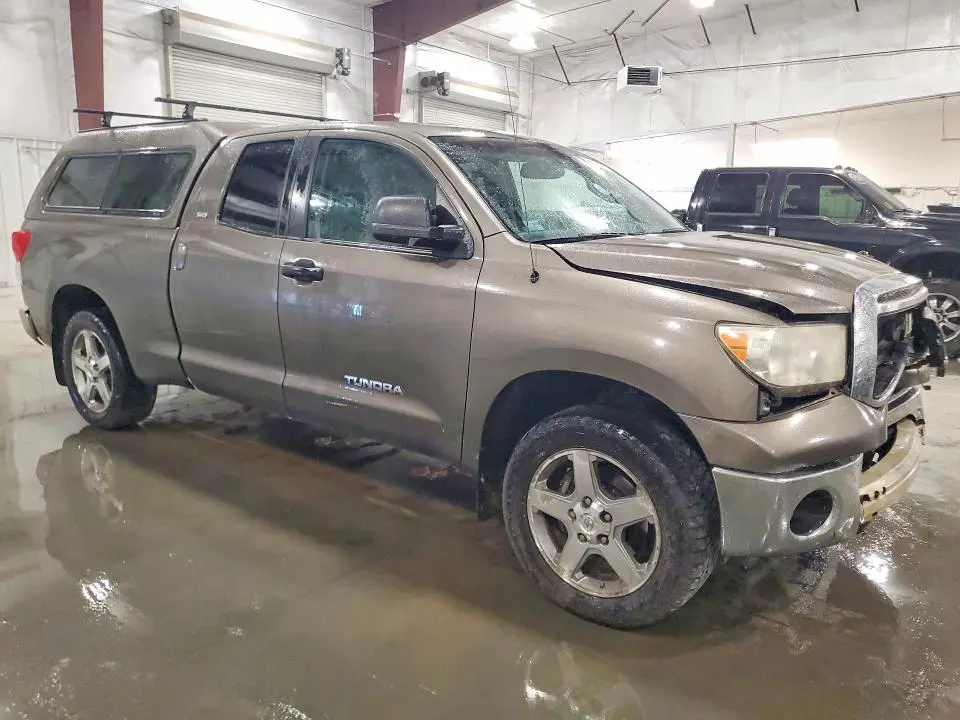 2013 TOYOTA TUNDRA DOUBLE CAB SR5  