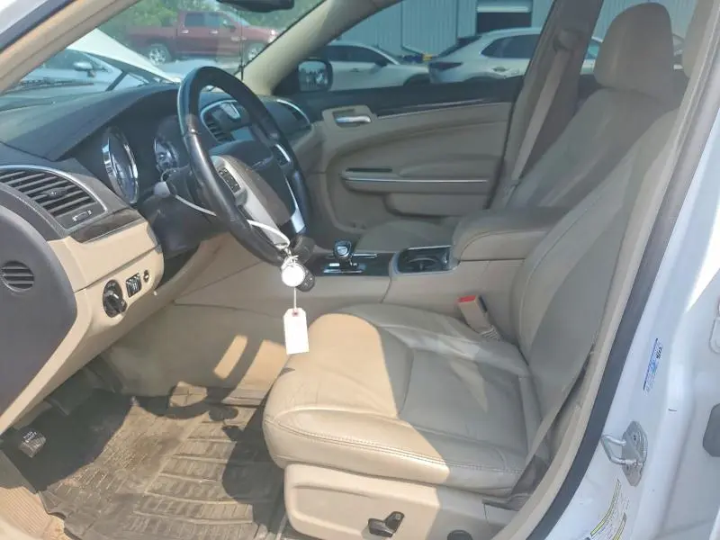 2013 CHRYSLER 300   