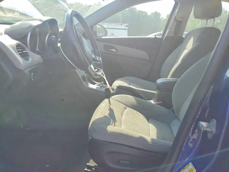 2012 CHEVROLET CRUZE LT  