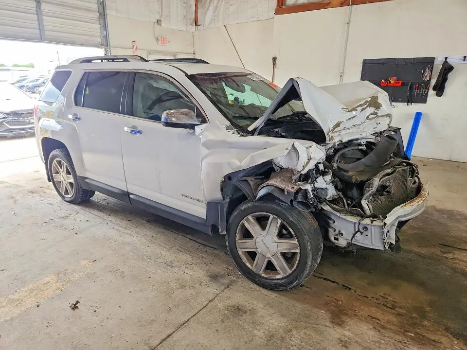 2011 GMC TERRAIN SLT  