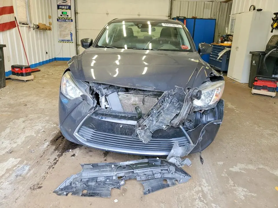 2018 TOYOTA YARIS IA BASE  