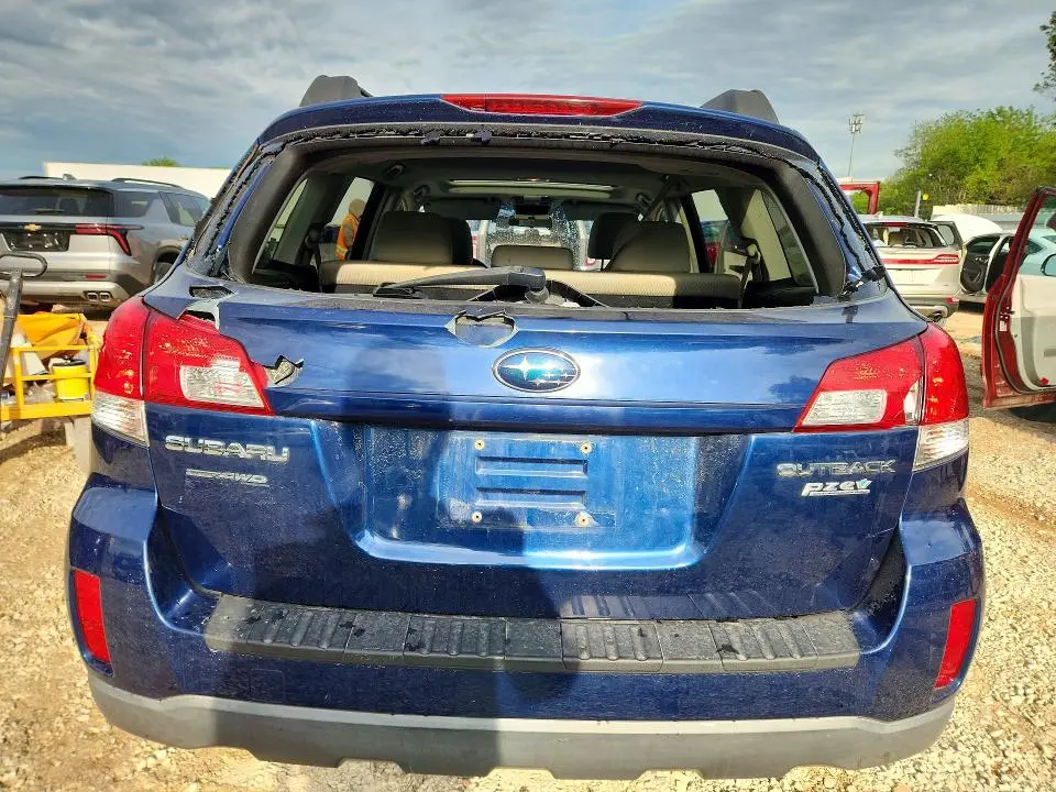 2010 SUBARU OUTBACK 2.5I PREMIUM  