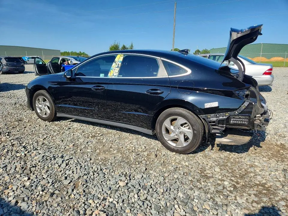 2025 HYUNDAI SONATA SE  