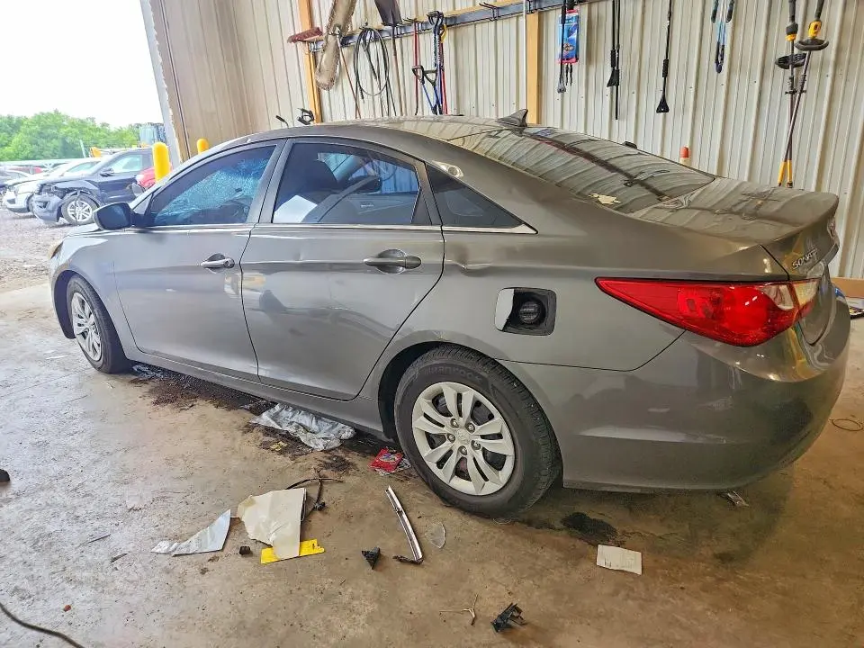 2011 HYUNDAI SONATA GLS  