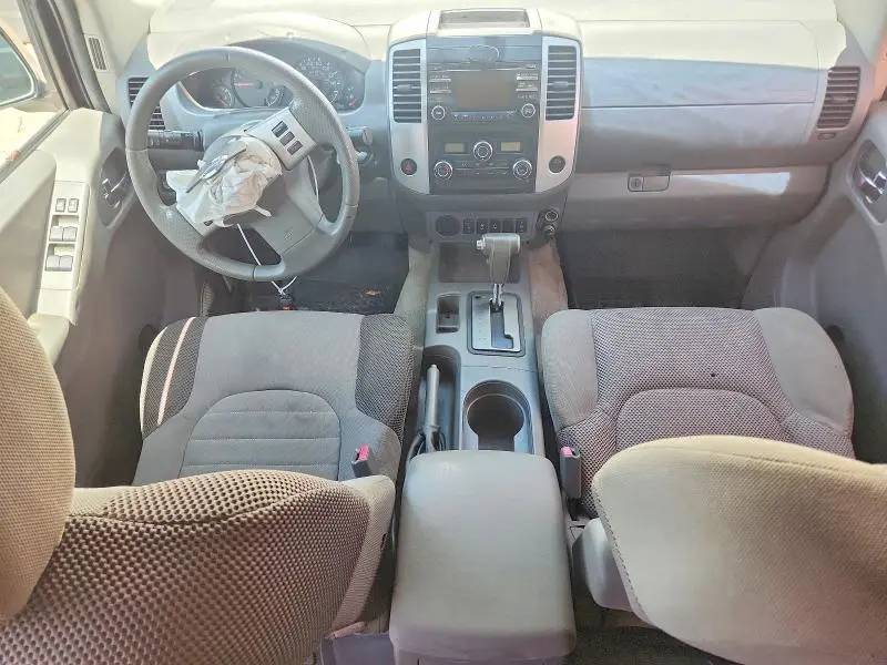 2014 NISSAN FRONTIER S  