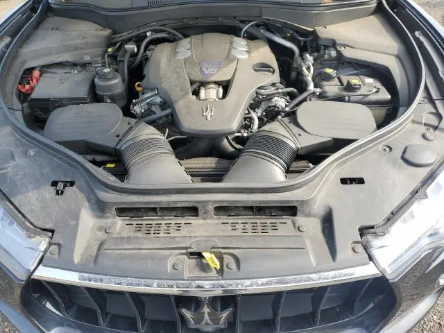 2017 MASERATI LEVANTE S SPORT  