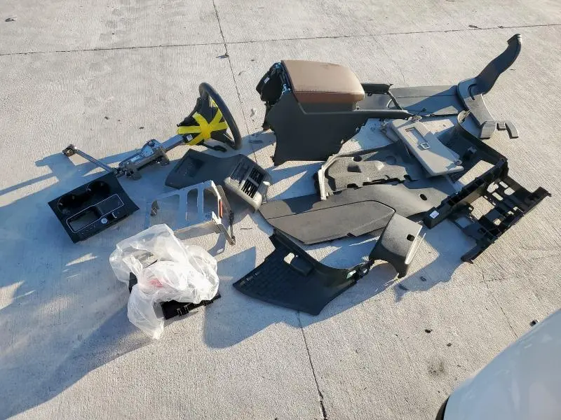 2022 VOLKSWAGEN ATLAS SE  