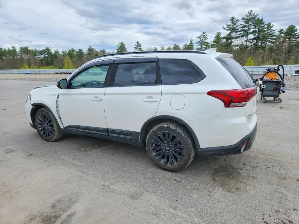 2020 MITSUBISHI OUTLANDER SE  