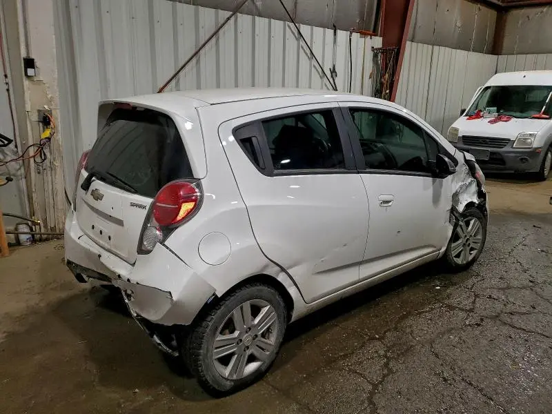 2015 CHEVROLET SPARK 1LT  