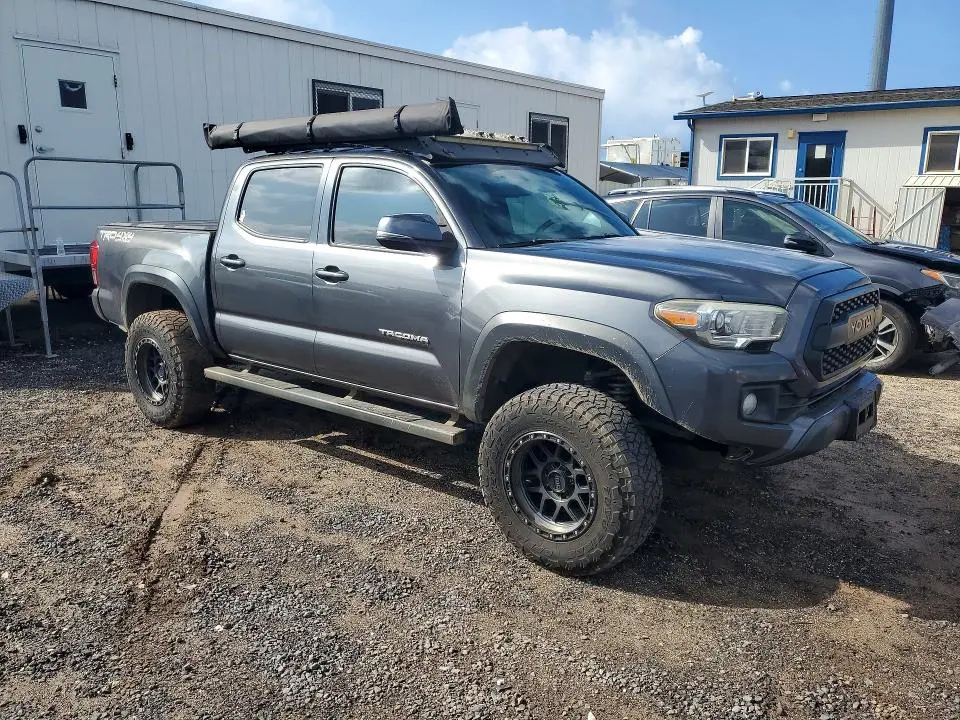 2017 TOYOTA TACOMA SR V6  