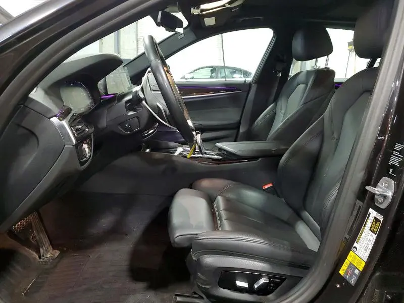 2020 BMW 530XE   