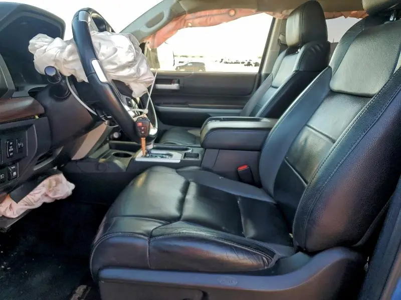 2018 TOYOTA TUNDRA CREWMAX LIMITED  